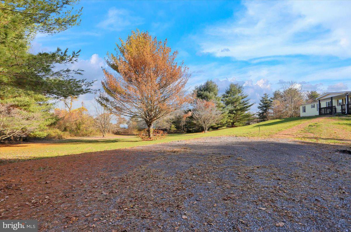 571 Golf Course Road Birdsboro, PA 19508 - Photo 6 of 24 Gallery Image 6