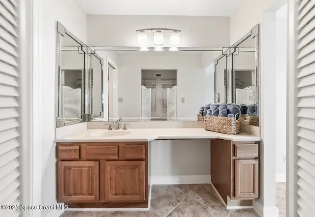 $442,500 | 1611 Minutemen Causeway, Unit 306, Cocoa Beach, FL 32931