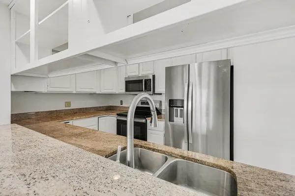 $349,900 | 3344 Breckland Court, Ann Arbor, MI 48108