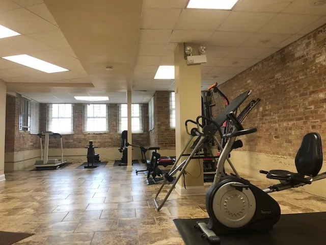 $349,000 | 1339 West Lunt Avenue, Unit 2N, Chicago, IL 60626