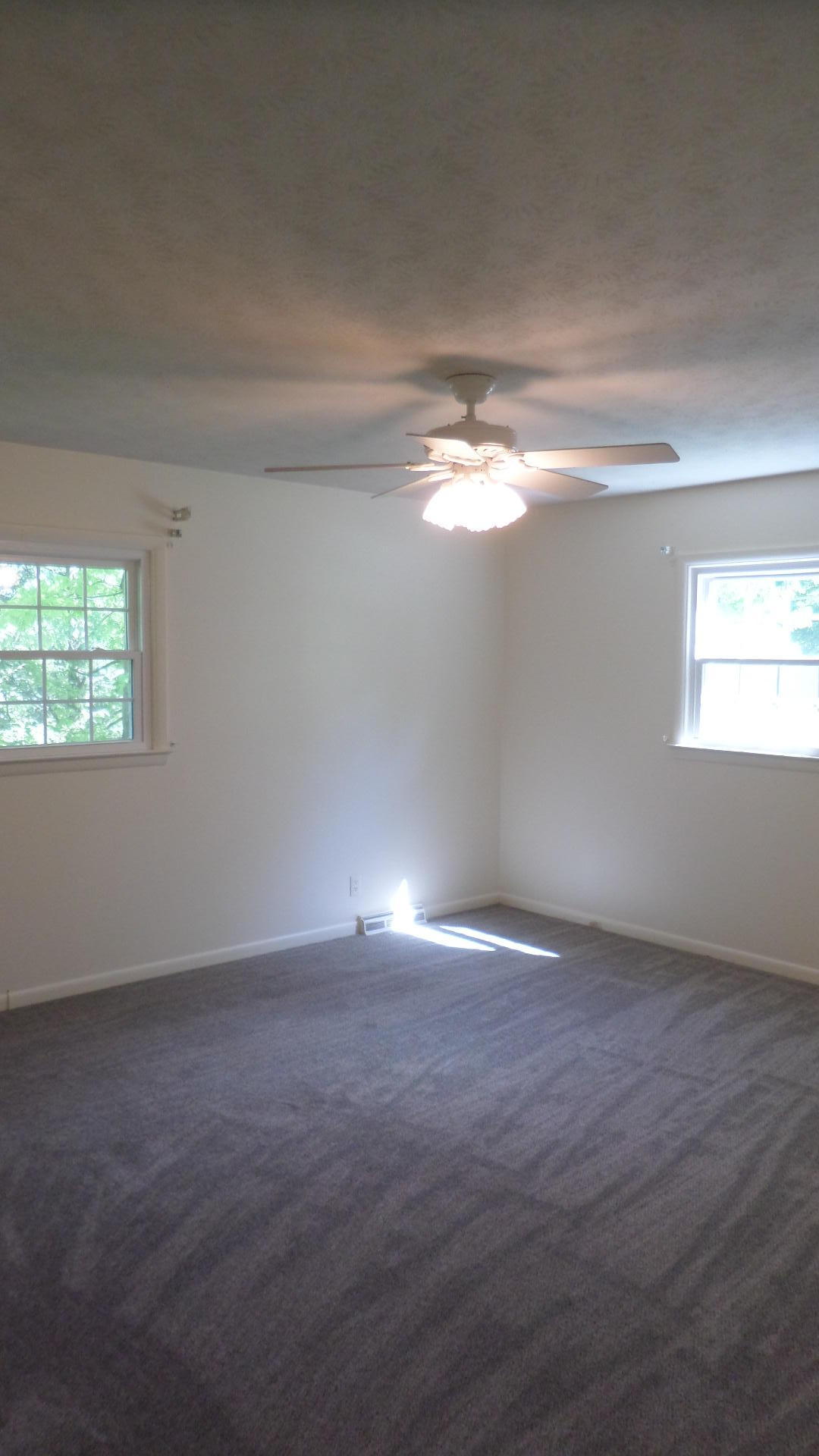 123 Windham Road Oak Ridge, TN 37830 - Photo 12 of 27 Master Bedroom