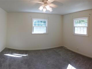 123 Windham Road Oak Ridge, TN 37830 - Photo 10 of 27 Master BR