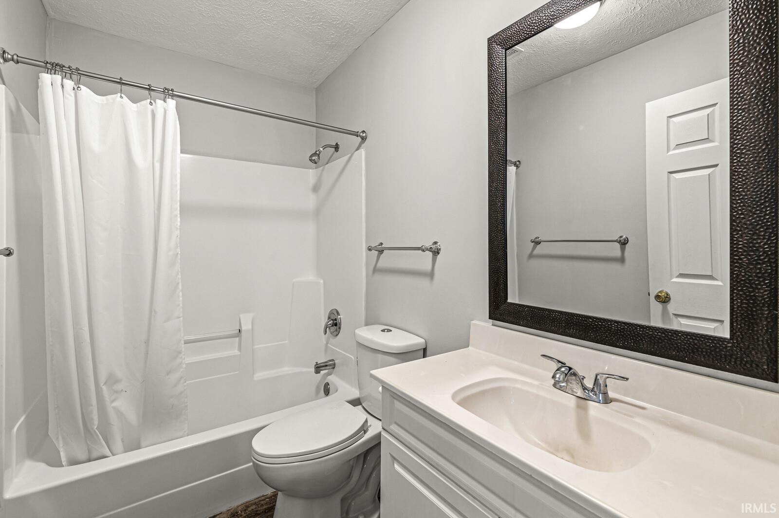 3915 Riverside Drive South Bend, IN 46628 - Photo 19 of 31 Gallery Image 19