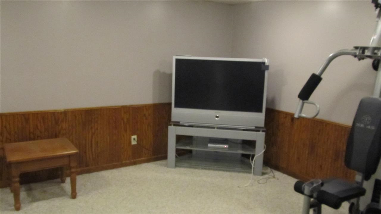 609 Johnson Road South Bend, IN 46614 - Photo 20 of 25 Gallery Image 20