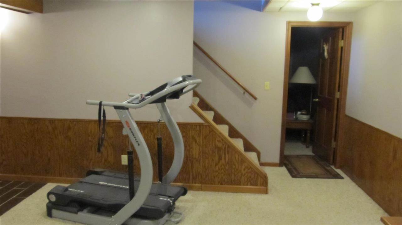 609 Johnson Road South Bend, IN 46614 - Photo 21 of 25 Gallery Image 21
