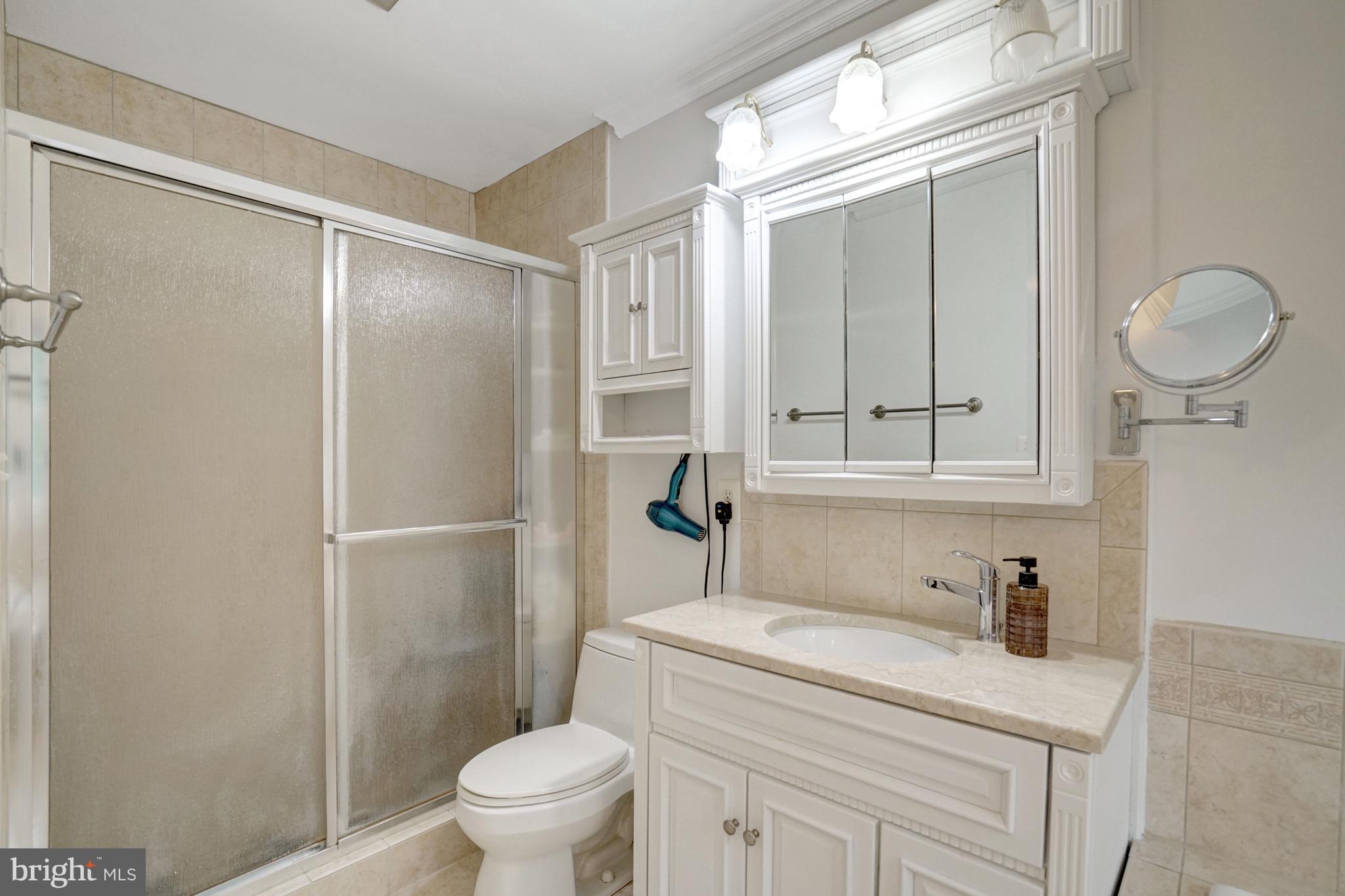 8304 Five Gates Road Annandale, VA 22003 - Photo 38 of 91