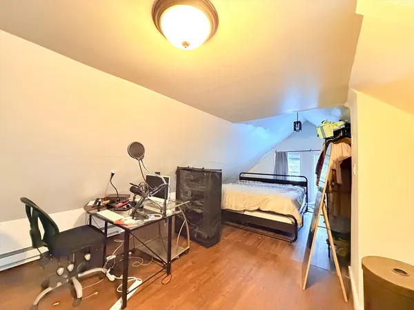 a view of a room with lounge chair