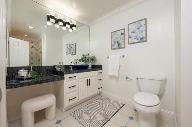 $2,500,000 | 1035 Valota Road, Redwood City, CA 94061