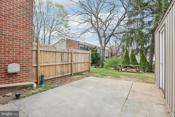 $325,000 | 207 Westbury Court, Unit 122, Downingtown, PA 19335