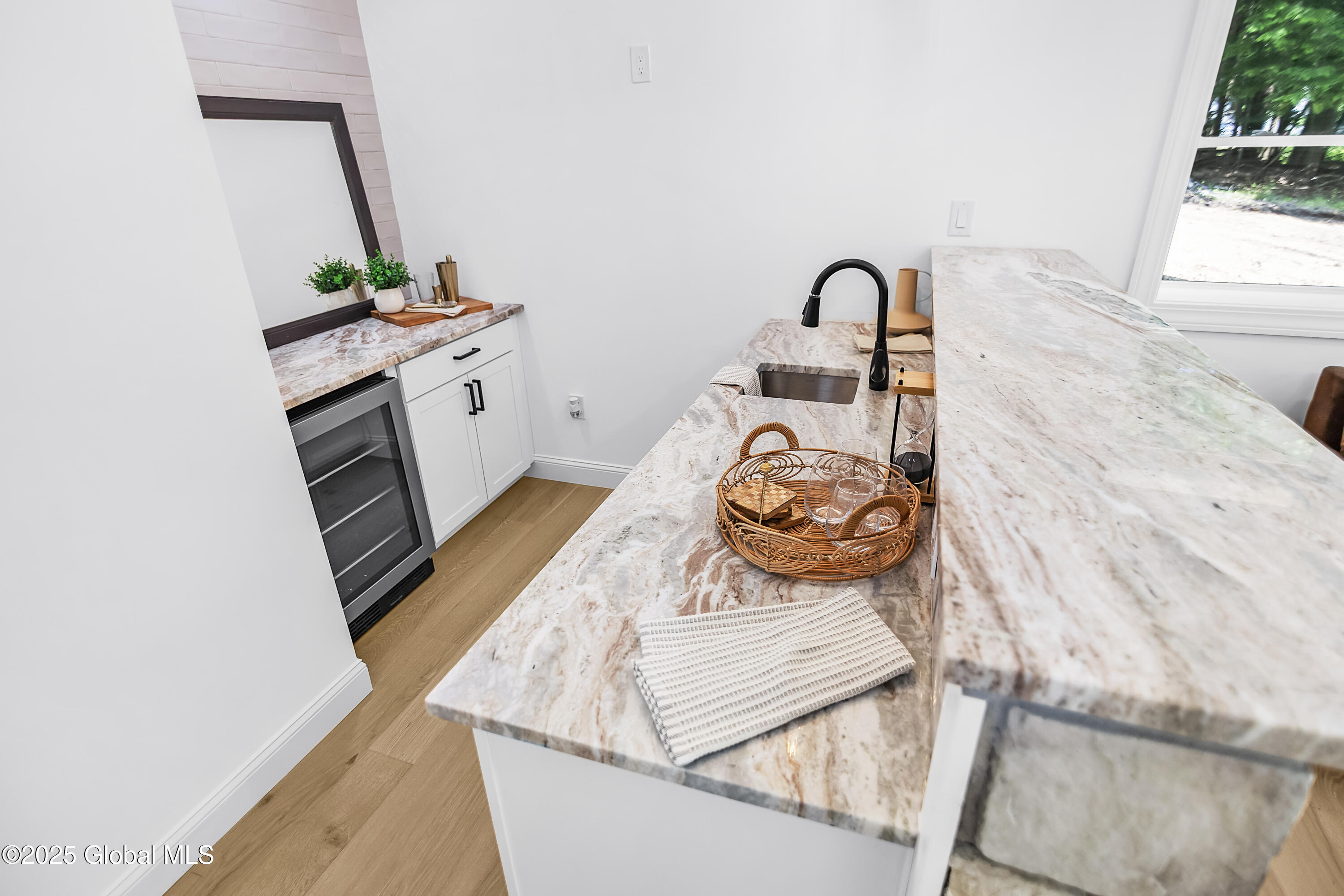 19 Forest Road Queensbury, NY 12845 - Photo 18 of 36 Bar