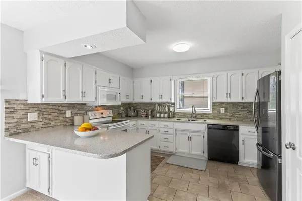 $369,000 | 4115 North Troost Avenue, Kansas City, MO 64116