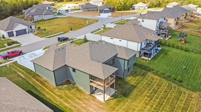 $629,900 | 604 Blackhawke Drive, Smithville, MO 64089