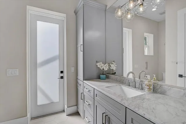 $1,899,000 | 960 Highland Circle, Nokomis, FL 34275