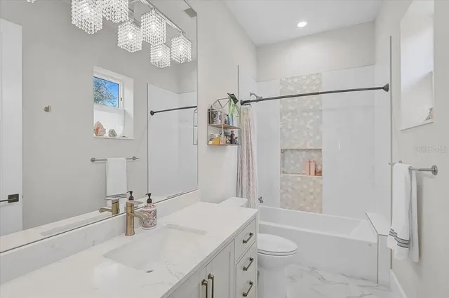 $1,899,000 | 960 Highland Circle, Nokomis, FL 34275