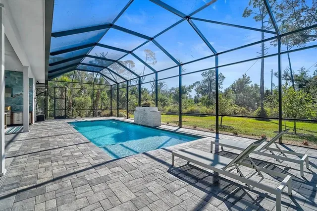 $1,899,000 | 960 Highland Circle, Nokomis, FL 34275