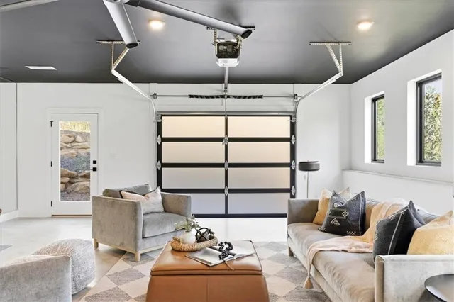 $1,995,000 | 235 Winterberry Way, Roswell, GA 30075