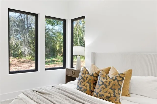 $1,995,000 | 235 Winterberry Way, Roswell, GA 30075