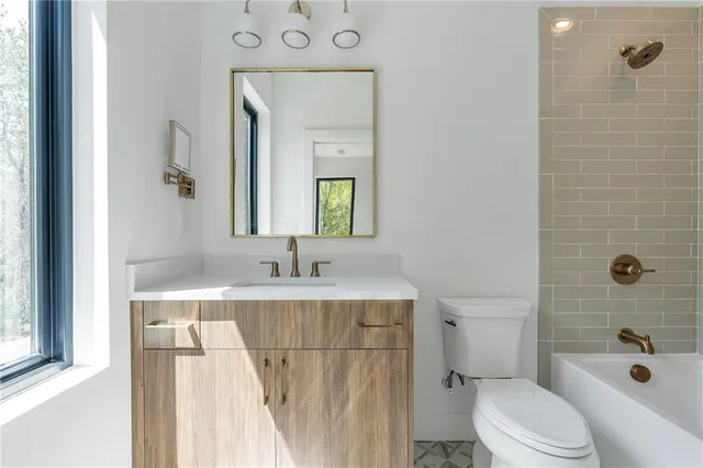 $1,995,000 | 235 Winterberry Way, Roswell, GA 30075