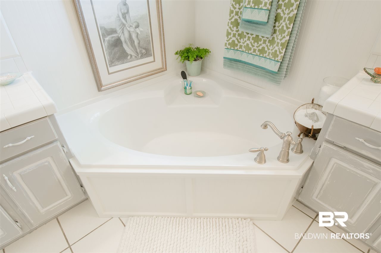 9103 Gayfer Rd Extension Fairhope, AL 36532 - Photo 25 of 36