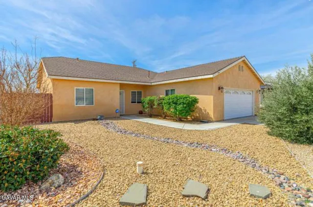 $319,000 | 8400 Dogwood Avenue, California City, CA 93505