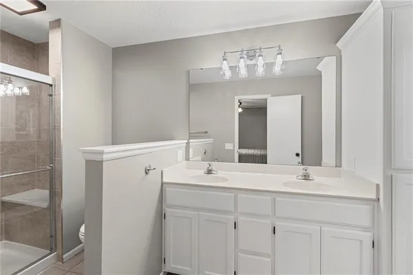 $440,000 | 6009 Walnut Cove, Trimble, MO 64492