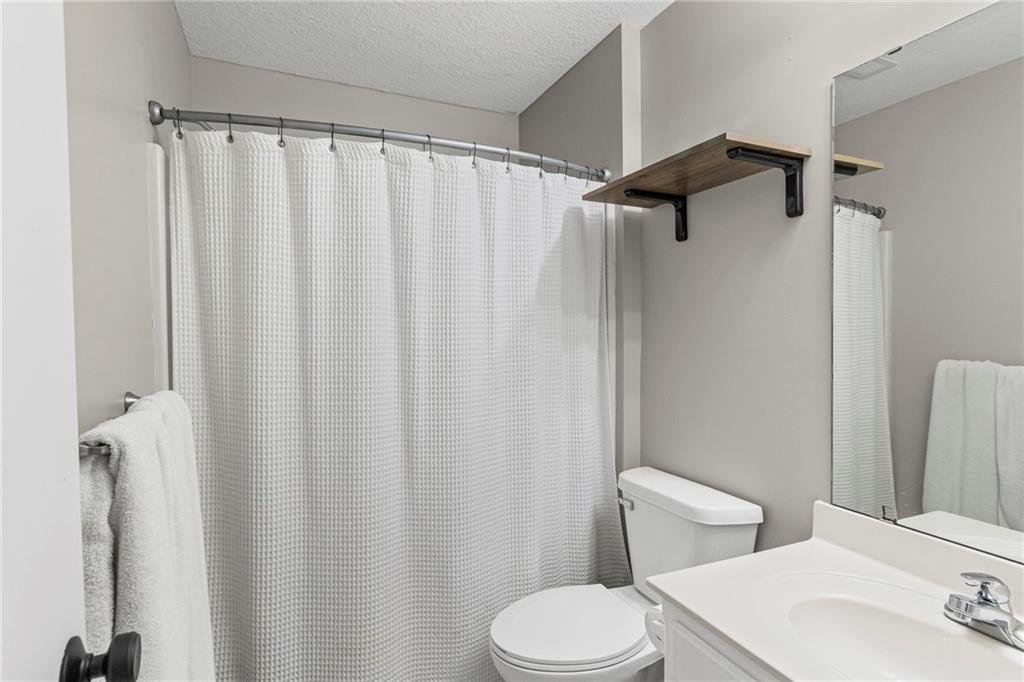 6009 Walnut Cove Trimble, MO 64492 - Photo 21 of 38