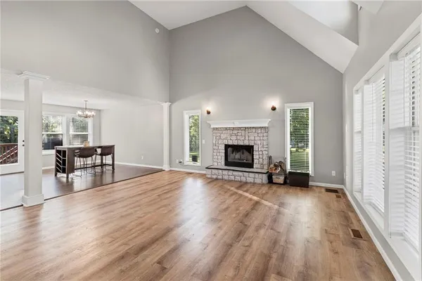 $440,000 | 6009 Walnut Cove, Trimble, MO 64492