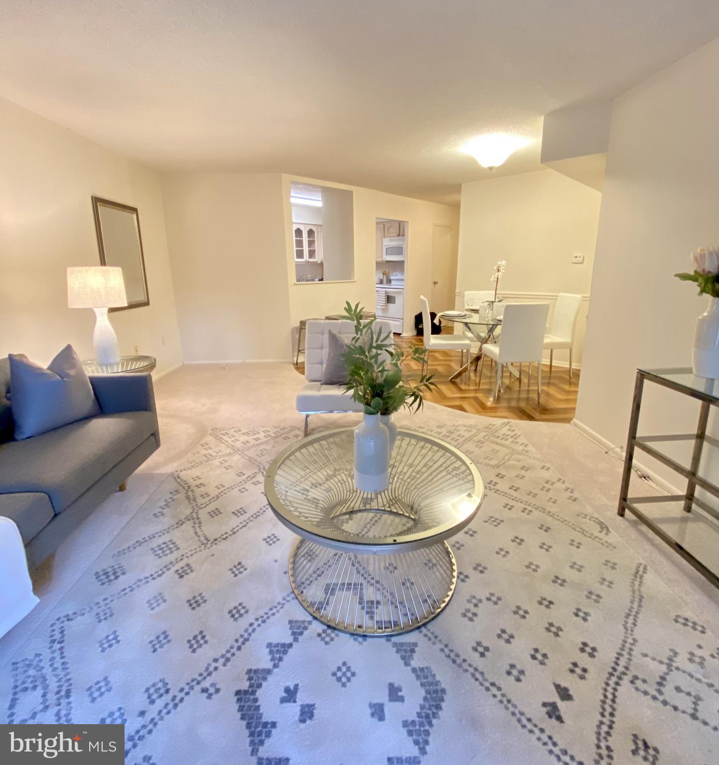 1420 Locust Street, Unit 7D Philadelphia, PA 19102 - Photo 3 of 28