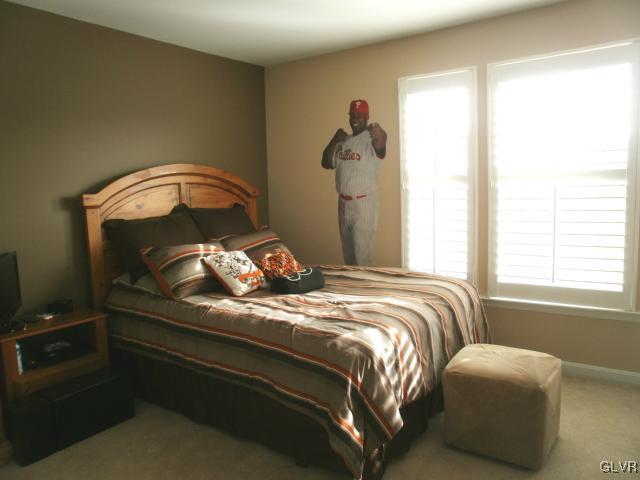 8665 Cascade Road Breinigsville, PA 18031 - Photo 10 of 14 Gallery Image 10