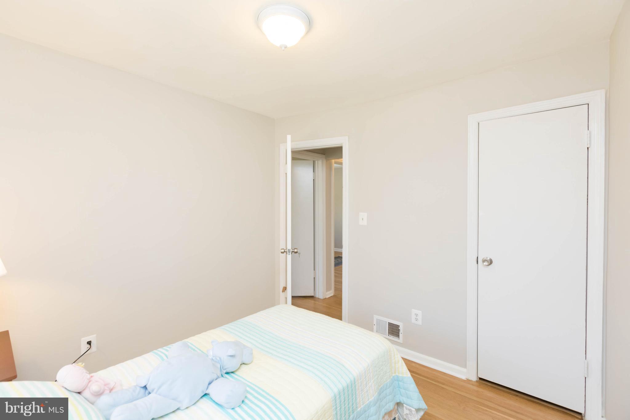 4718 Nantucket Road College Park, MD 20740 - Photo 20 of 30 Comfy guest retreat