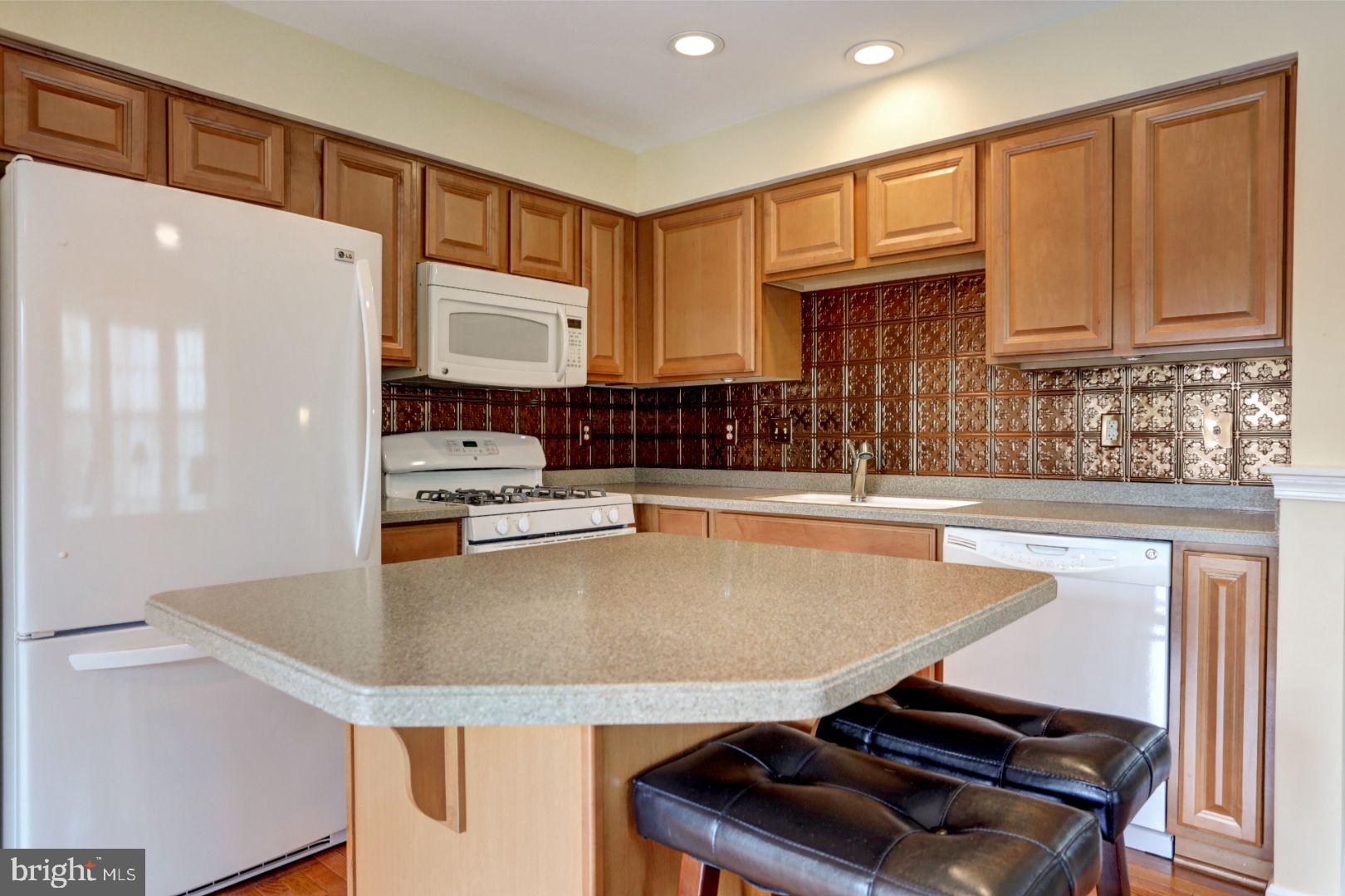 2601 Orchard View Road Reading, PA 19606 - Photo 12 of 32