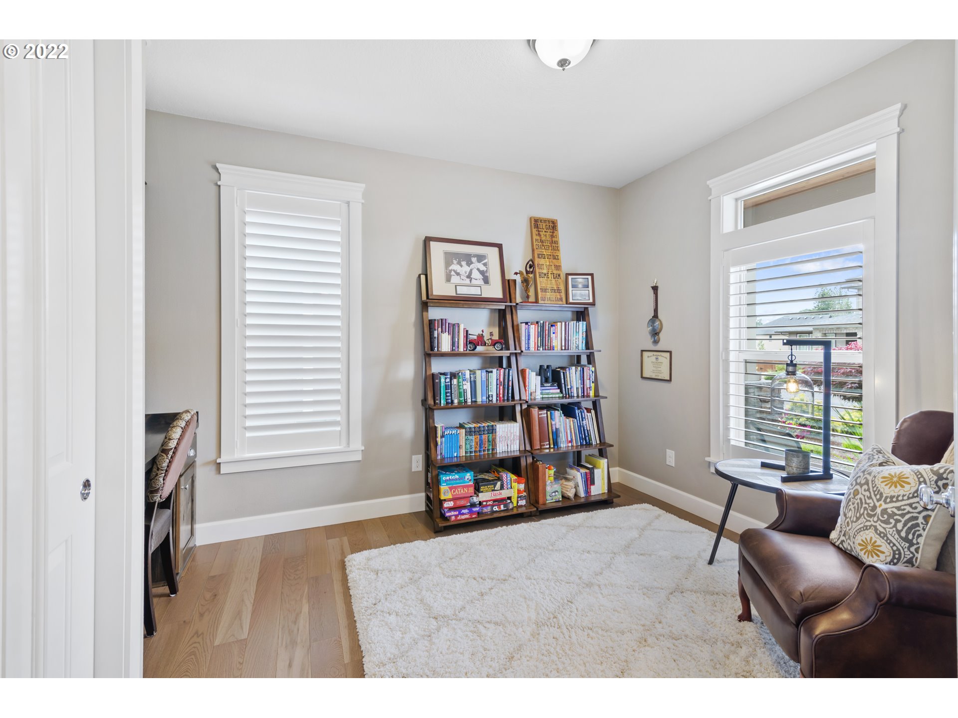 2600 Northeast 176th Street Ridgefield, WA 98642 - Photo 3 of 24 a living room with furniture and a window