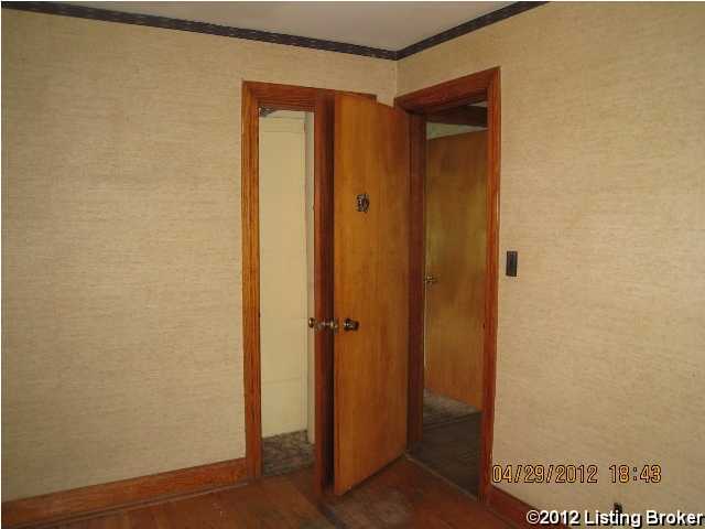 116 Mayflower Road Louisville, KY 40229 - Photo 7 of 10 Additional Photo