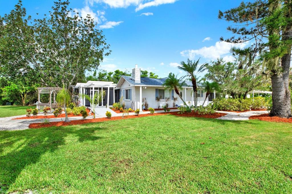 102 West North Branch Road Ruskin, FL 33570 - Photo 2 of 50