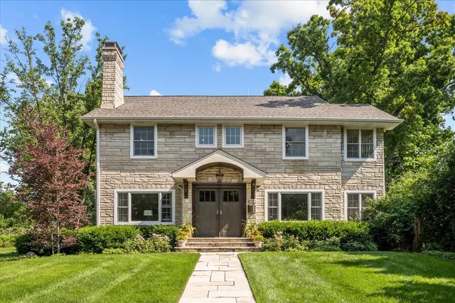 $3,200 | 425 Orchard Lane, Highland Park, IL 60035