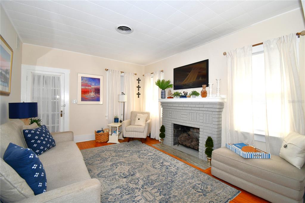 1245 Alexander Street Mount Dora, FL 32757 - Photo 9 of 53