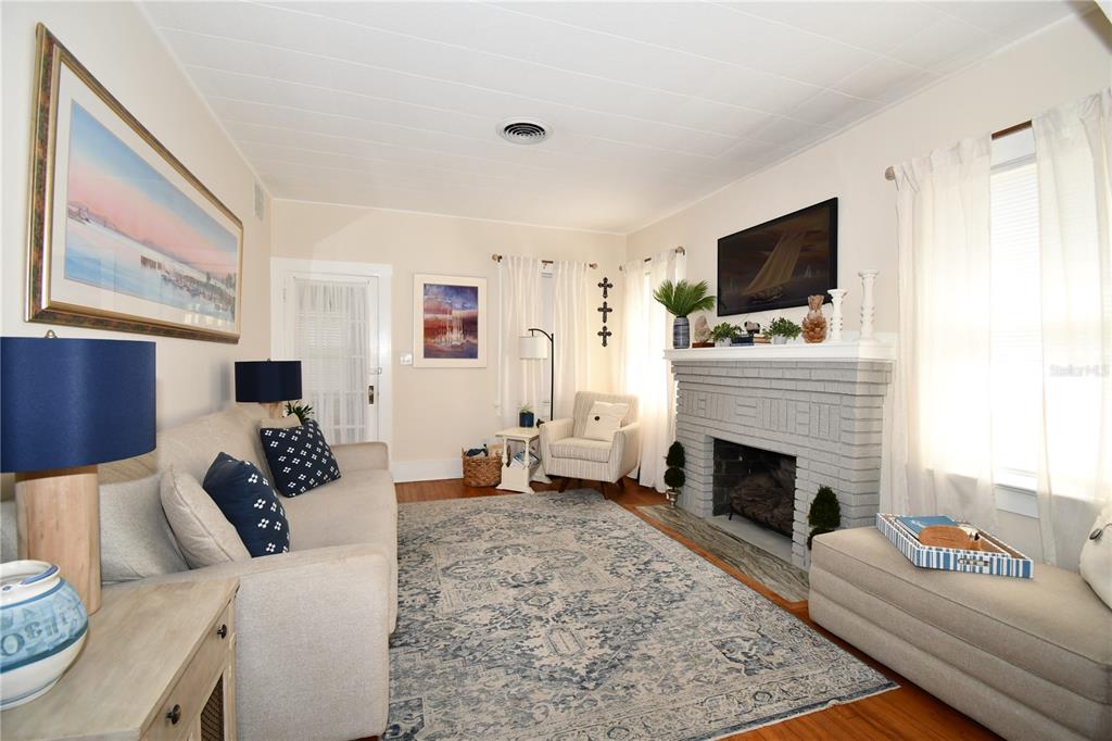 1245 Alexander Street Mount Dora, FL 32757 - Photo 10 of 53