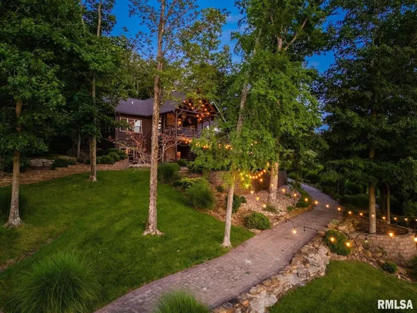 $995,000 | 3525 Parrish Ridge Lane, Goreville, IL 62939