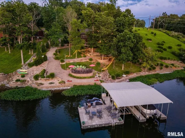 $995,000 | 3525 Parrish Ridge Lane, Goreville, IL 62939