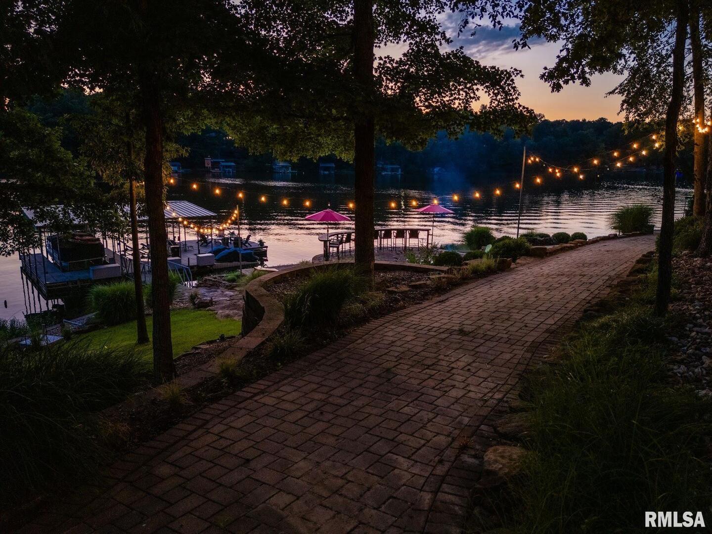 3525 Parrish Ridge Lane Goreville, IL 62939 - Photo 80 of 86 a view of outdoor space with garden view