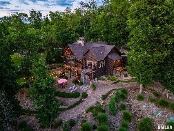 $995,000 | 3525 Parrish Ridge Lane, Goreville, IL 62939