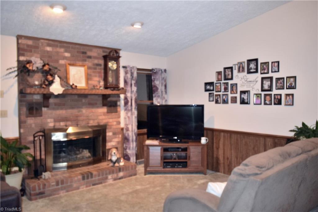 4000 Payne Road High Point, NC 27265 - Photo 3 of 42 Gallery Image 3