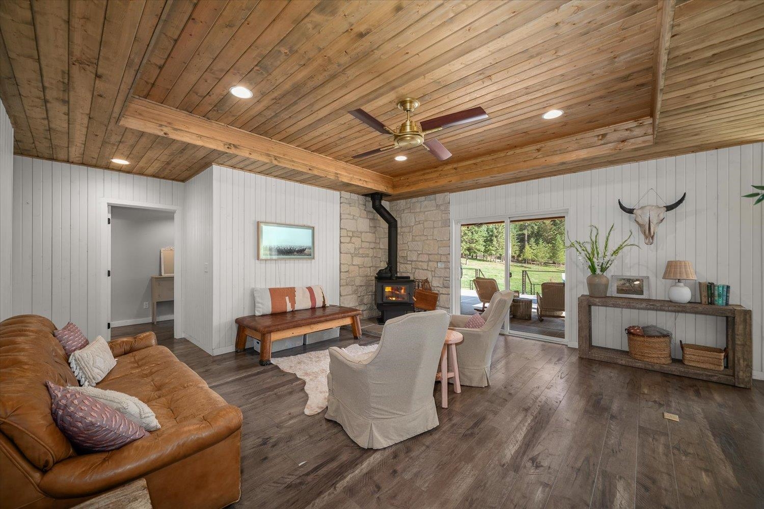 822 Little Spokane River Road Newport, WA 99156 - Photo 4 of 50