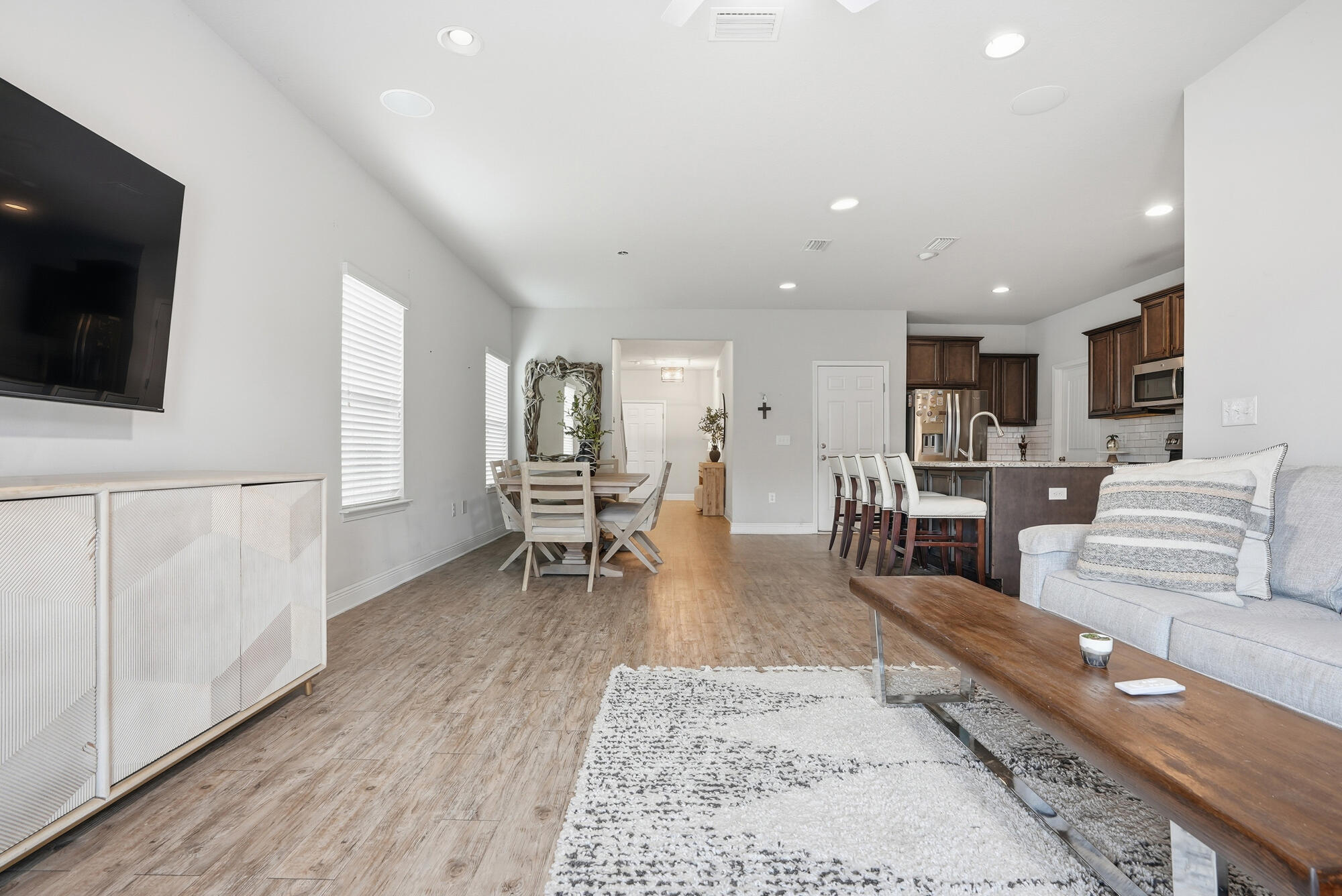 88 Marsh Landing South Freeport, FL 32439 - Photo 13 of 48 a living room with furniture and a flat screen tv