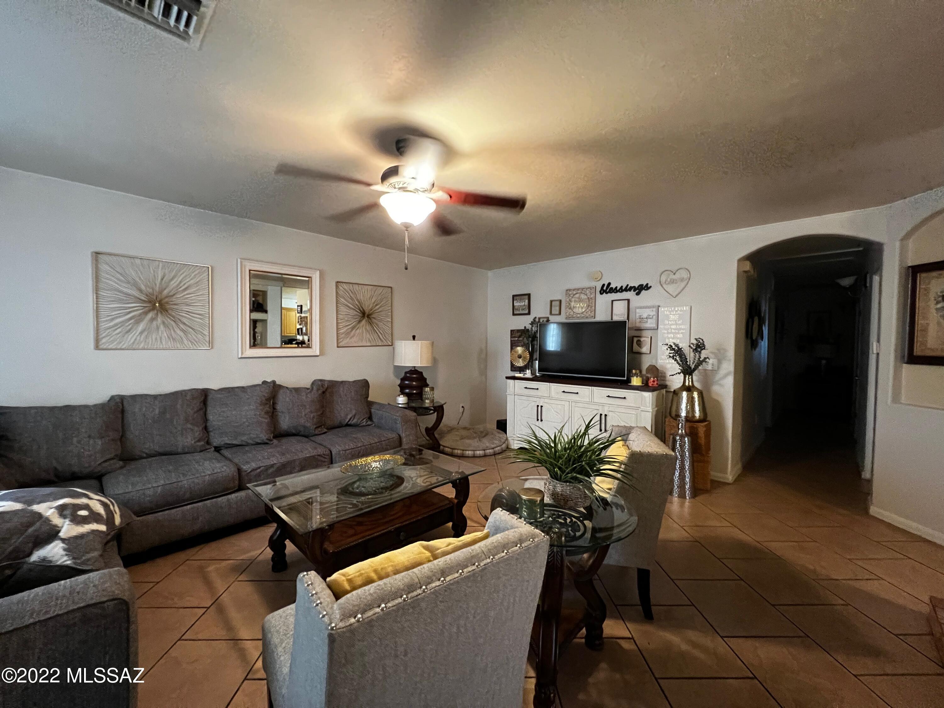 739 East Bantam Road Tucson, AZ 85706 - Photo 2 of 15