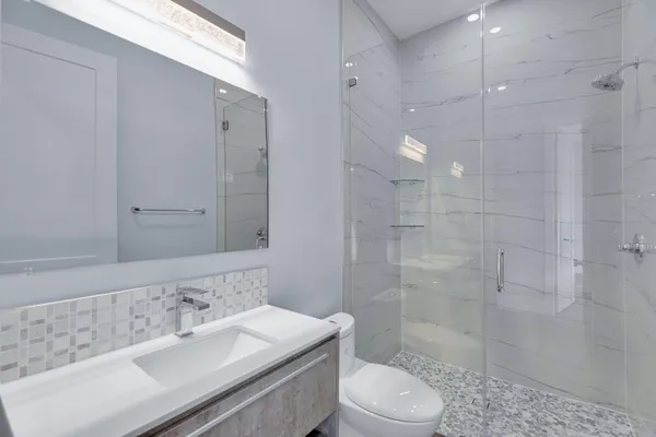 $1,599,000 | 124 Venetian Way, Islamorada, FL 33036