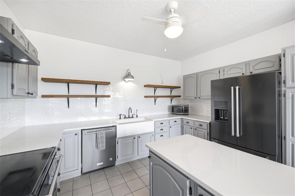 35600 Blanton Road Dade City, FL 33523 - Photo 4 of 95