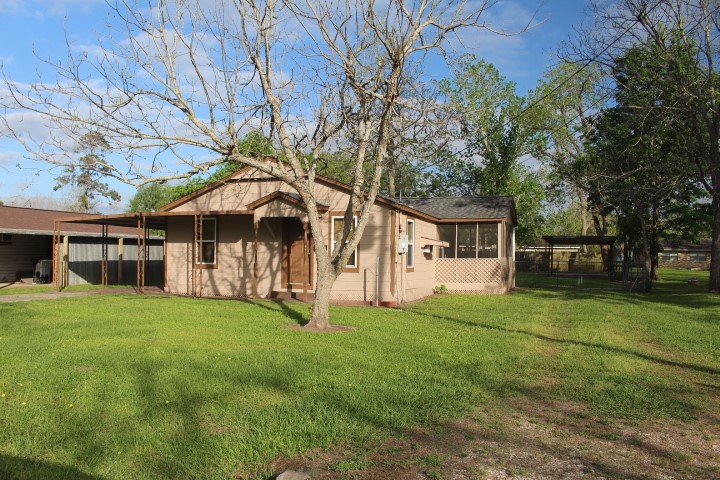 707 Alice Street Sweeny, TX 77480 - Photo 1 of 13 Front view