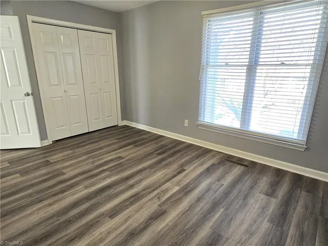 $1,450 | 2808 Shadowbrook Lane, Winston-Salem, NC 27103