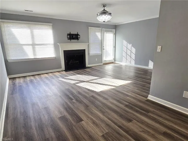 $1,450 | 2808 Shadowbrook Lane, Winston-Salem, NC 27103